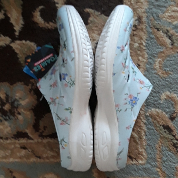 2x*Host Pick*Skechers Foamies slip on shoes - Picture 7 of 16